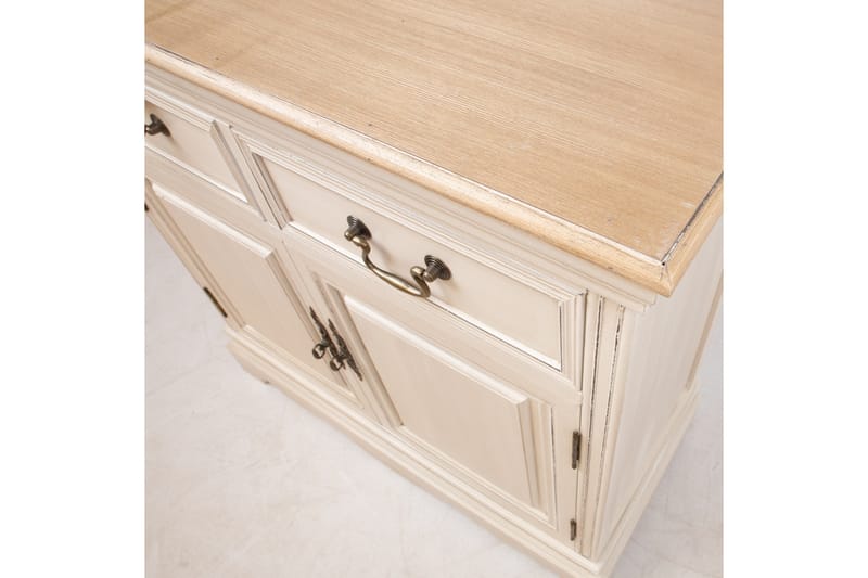 Samira sideboard deals