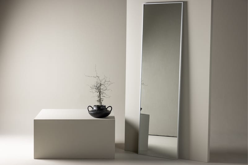 Golvspegel Chamander 67x220 cm Silver - Venture Home - Golvspegel - Helkroppsspegel