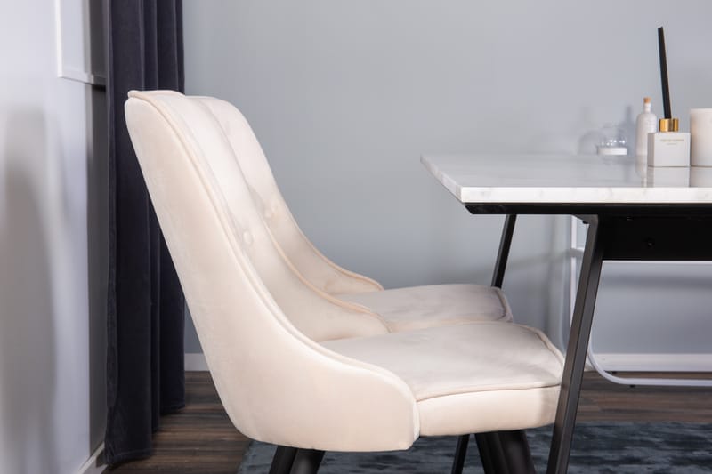 Estelle Matgrupp 140 cm Rektangulär med 4 Velvet Deluxe stolar - Beige - Möbler - Bord & matgrupp - Matgrupp