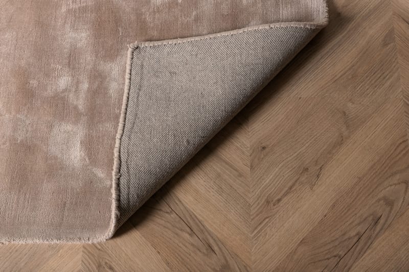 Indra Viskosmatta 170x240 - Beige - Textil & mattor - Matta - Modern matta - Viskosmatta & konstsilkesmatta