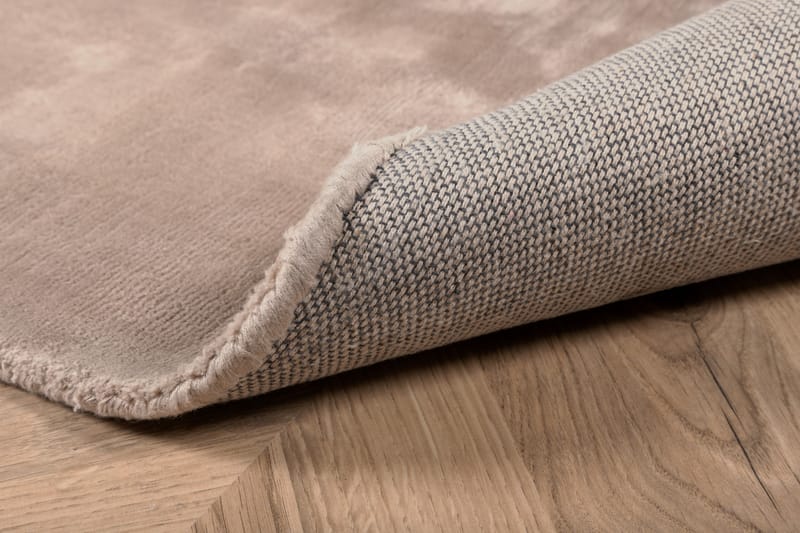 Indra Viskosmatta 170x240 - Beige - Textil & mattor - Matta - Modern matta - Viskosmatta & konstsilkesmatta