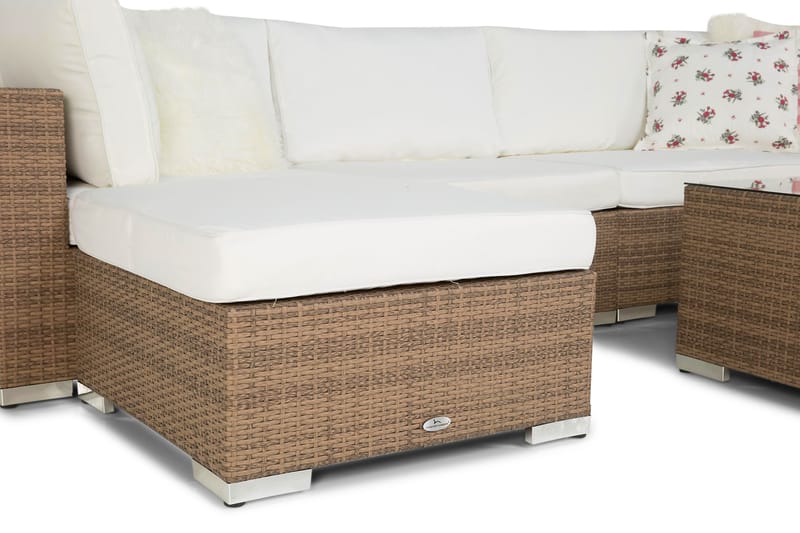 Bahamas Stor loungegrupp utomhus - Soffgrupp till uteplats 6-sits - Loungeset konstrotting utemöbler - Beige / Vita dynor - Utemöbler & utemiljö - Loungemöbler - Loungeset & loungegrupp